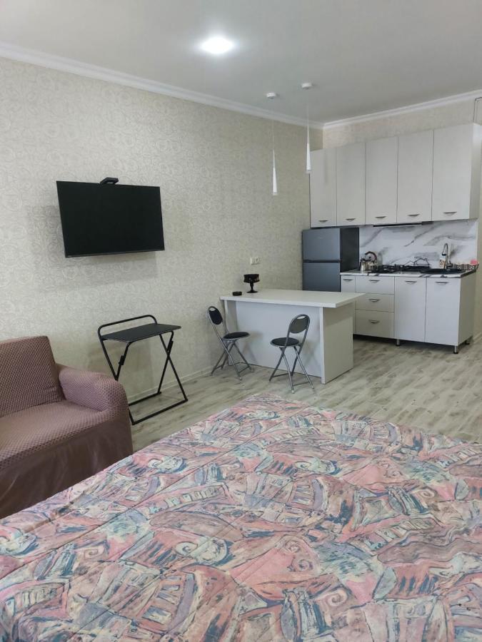 Kobuleti Rezidens Studio Apartament Giorgi Apartment Екстериор снимка